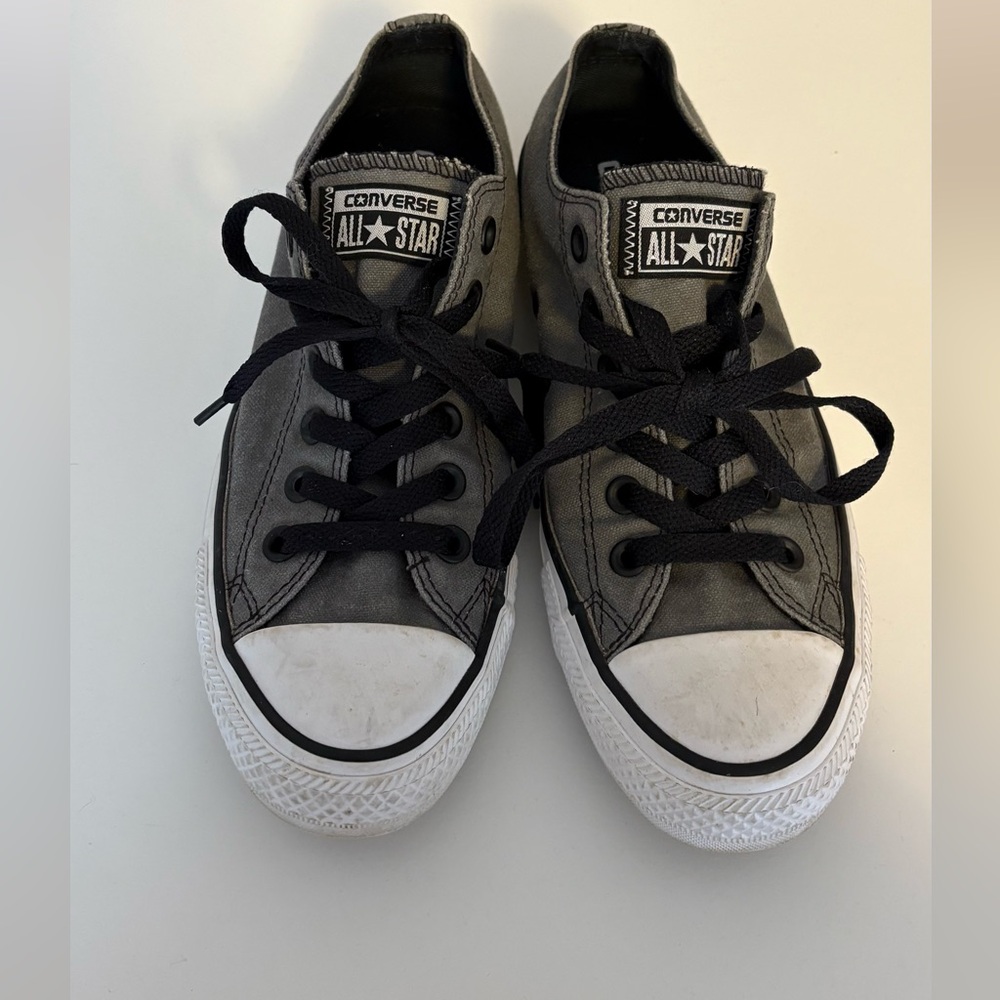Converse Unisex Gray and Black Sneakers Size 7.5